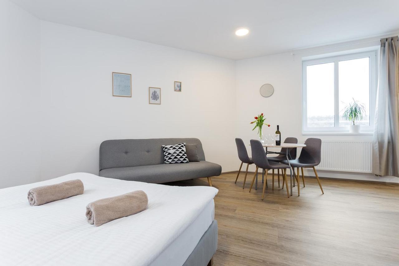 פראג Harfa Apartments מראה חיצוני תמונה