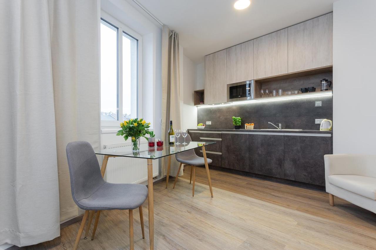 פראג Harfa Apartments מראה חיצוני תמונה